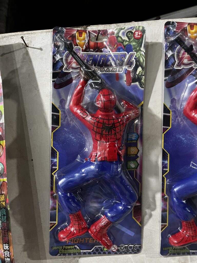 スパイダーマン