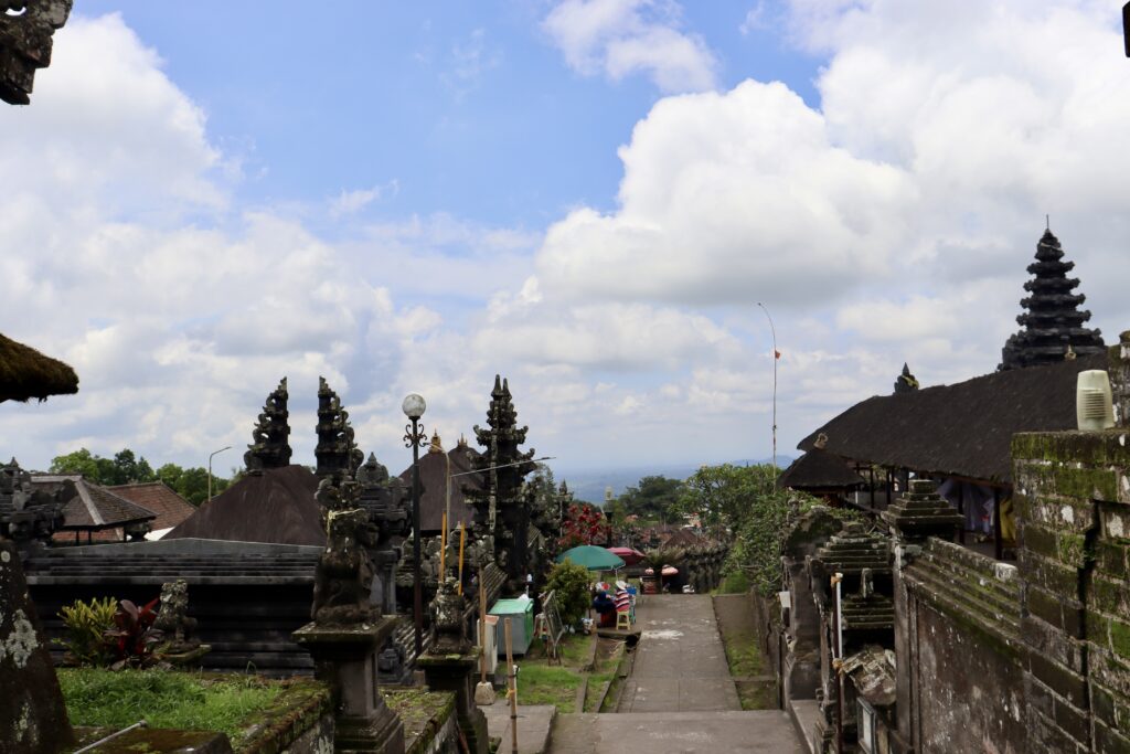 ブサキ寺院