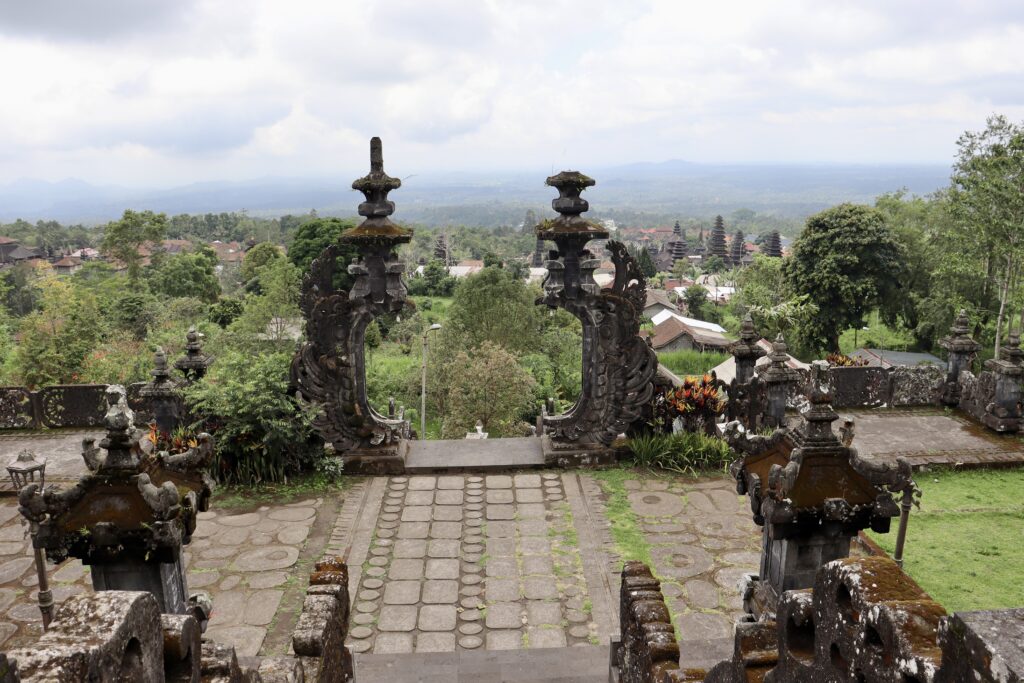 ブサキ寺院