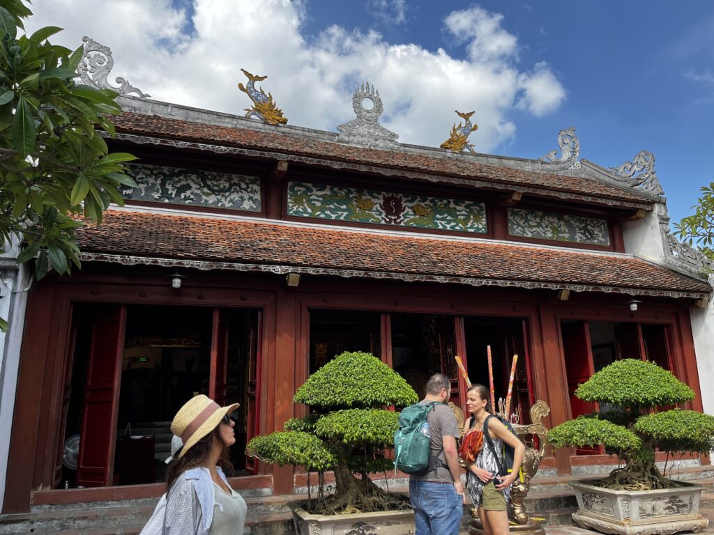 ハノイの丸山祠