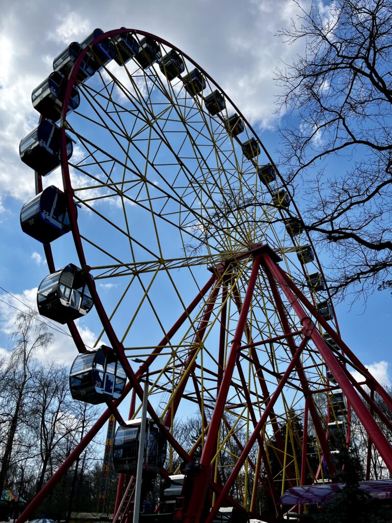 ビシュケクの遊園地