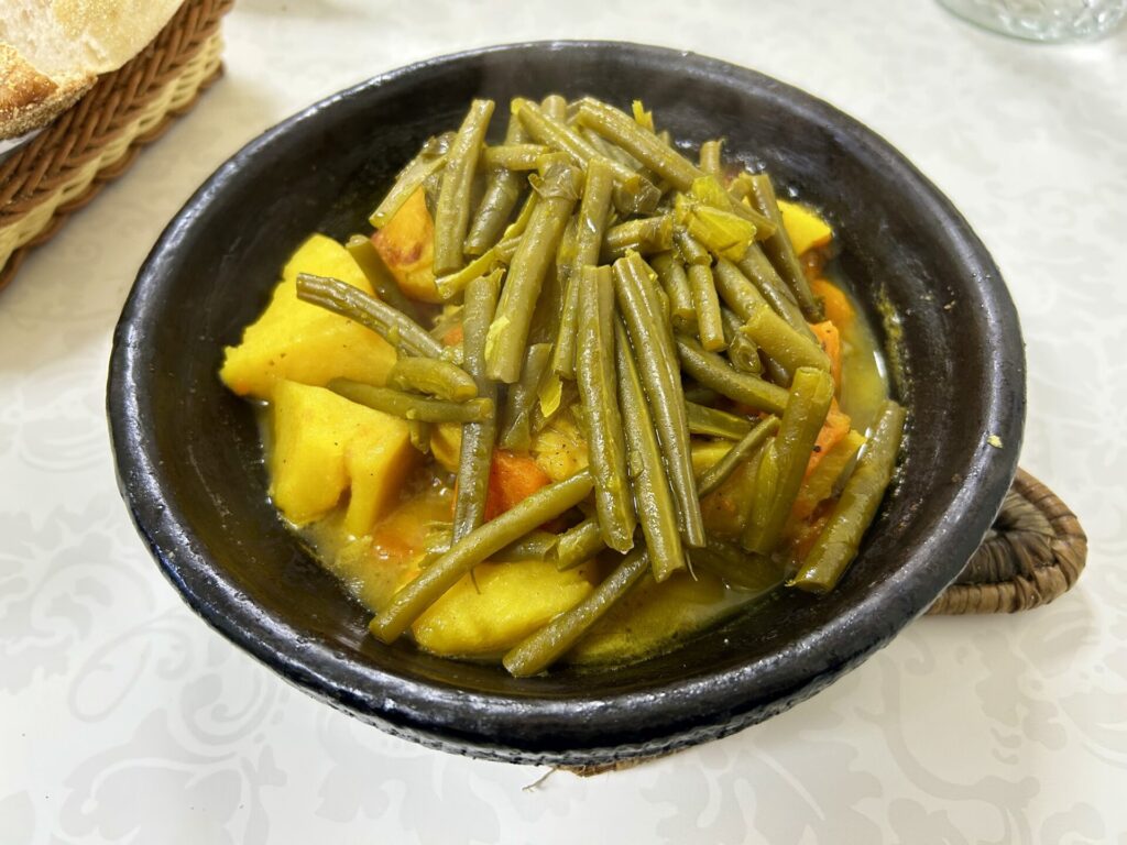 タンジェ