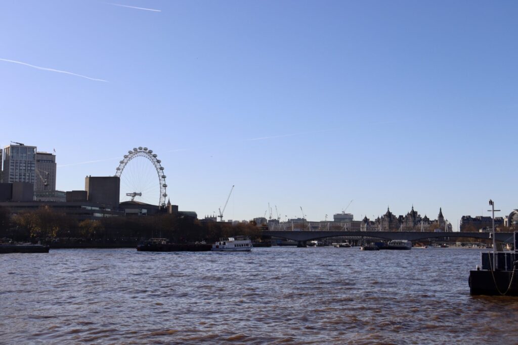 ロンドン